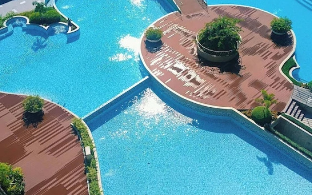 Modern Studio Poolside Balcony Near Mactan Airport
