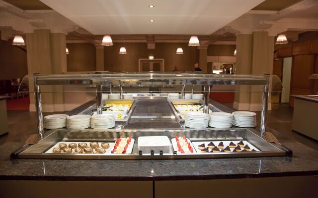 Cliffs Hotel - Blackpool