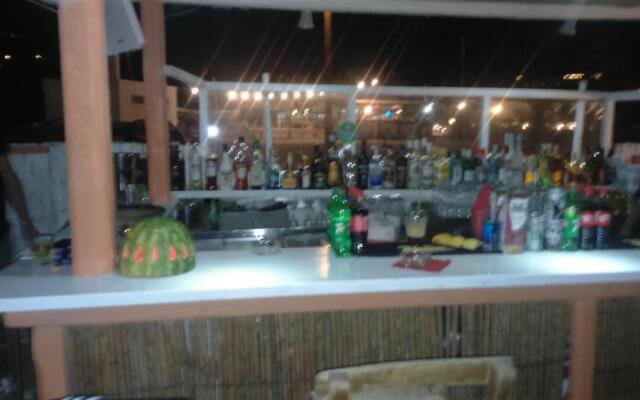 Isalos rooms on the beach