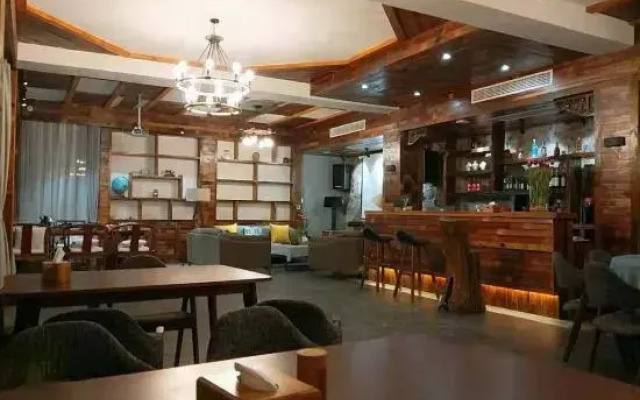 Xiaoshulin Shishang Hostel