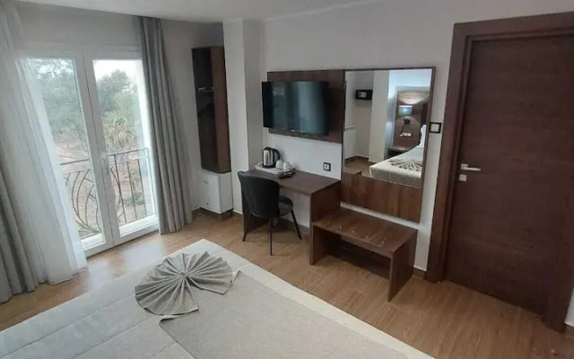 Lounis Hotel by Atlantis