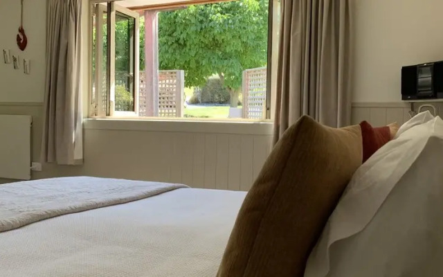 Burn Cottage Retreat