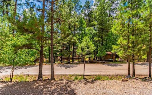 Innjoy - Two Bedroom Cabin