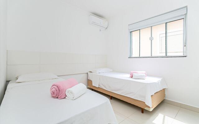 Aconchegante apto com churrasq nos Ingleses ROB203