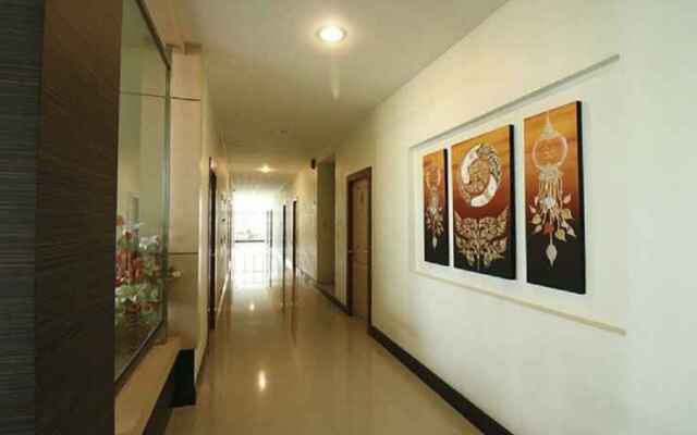 Siri Service Apartment