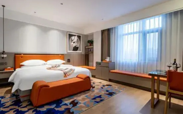 Yuepeng Meihao Hotel (Oriental Lijingmao Branch, Qingyang High speed Railway Station)