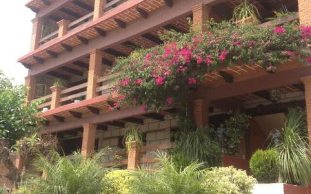 Hotel Colibri Queretaro