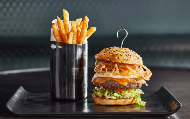 The Daytona, Autograph Collection