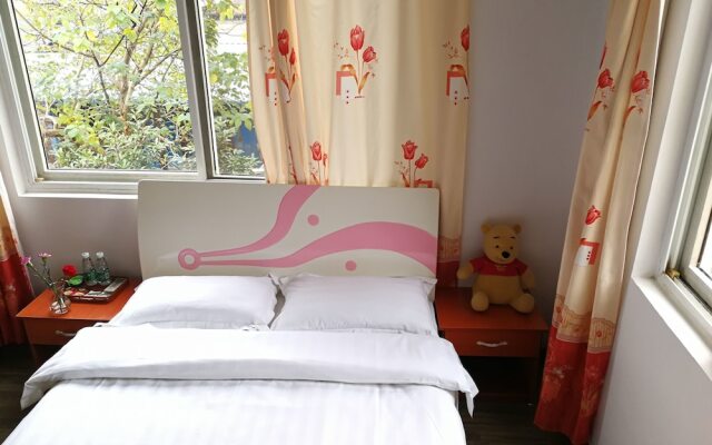 37 Garden Guesthouse Riverside Villa