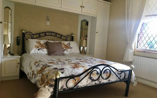 Plantation Lodge B&B