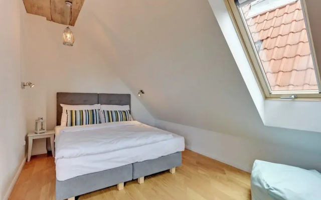 Flatbook - In the Heart of Old Town