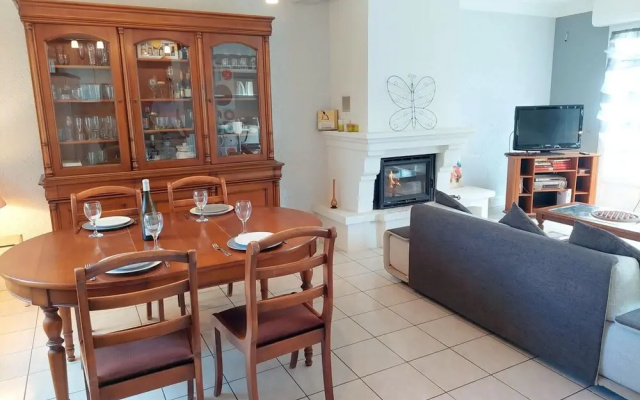 Holiday Home in Brittany Near Penze River