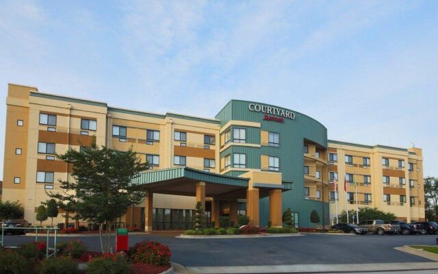 Courtyard Warner Robins