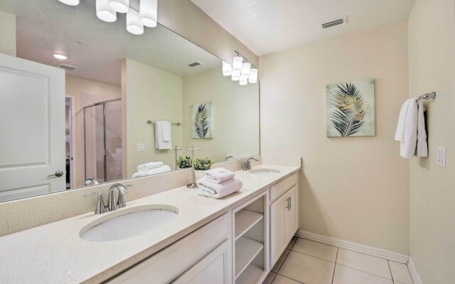 Resort Getaway w/ Patio: 6 Mi to Disney Parks!