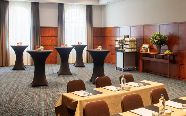 Crowne Plaza Bruges by IHG