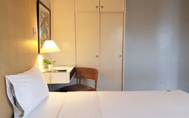 The Clipper Hotel, Makati