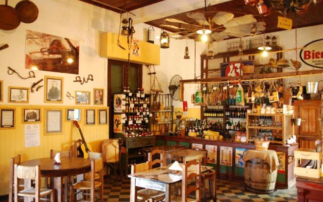 Apartamentos Laguna de Navarro