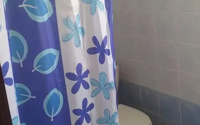 Chrisanna Apartments & Studios