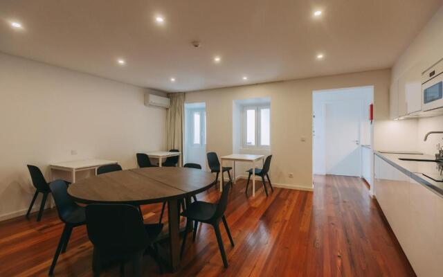 Azores Inn - Family Suites Hostel