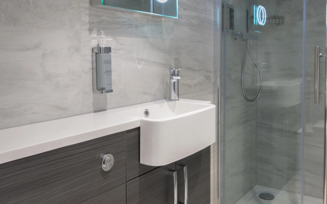 Spark by Hilton Luton