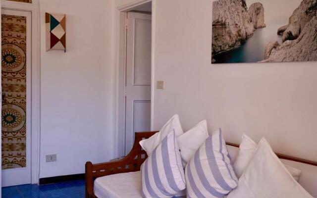 Two bedrooms Capri style home near Piazzetta
