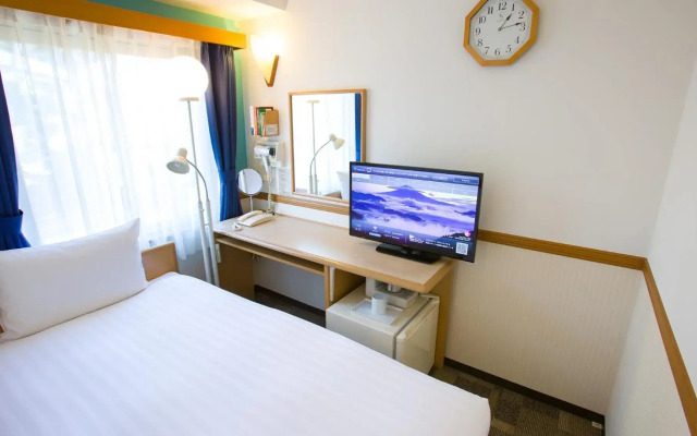 Toyoko Inn Yokohama Stadium Mae No.1