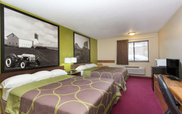 Super 8 by Wyndham Chadron NE