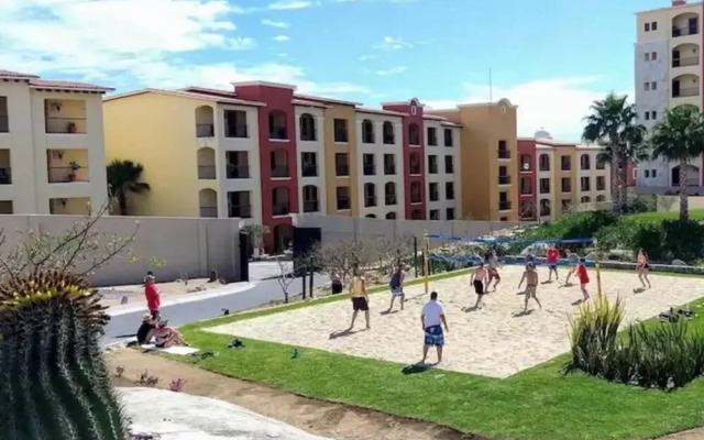 Spacious 4 BR Apt in Cabo