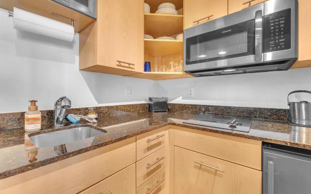 Eternal Sunrise Suite