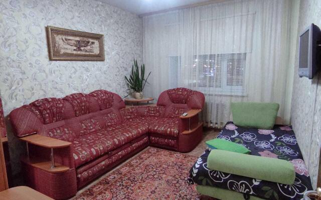 Апартаменты в микрорайоне Мирный 6\3