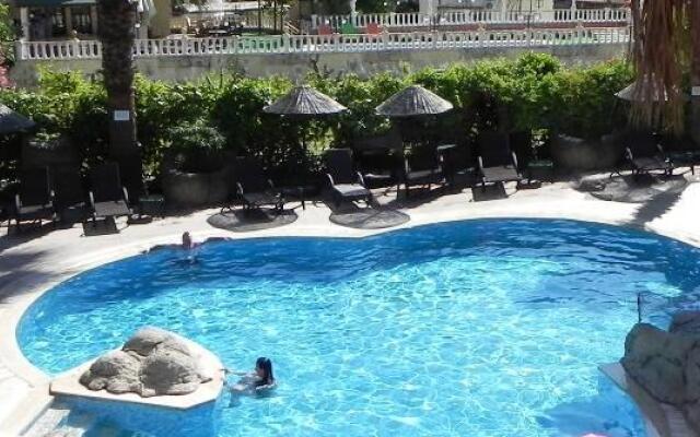 SunBlue Apart Hotel