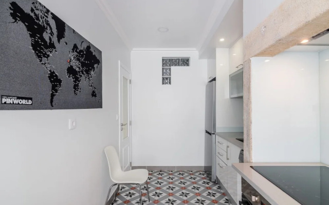 Penha1 · Lisbon's Charming and Bright Apartment