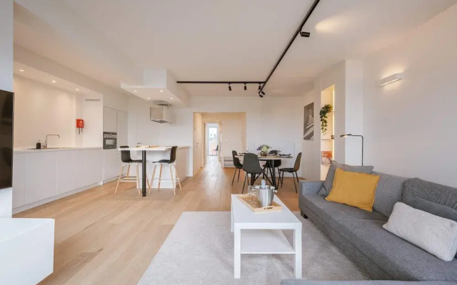 Trendy Apartment for 4 at 200m From the Coastline