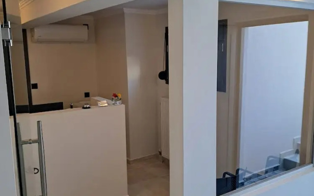 RAFKON Luxury Apartments - Myrina