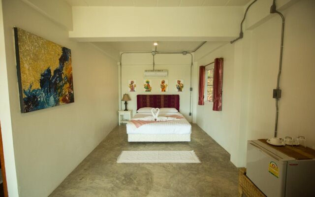 Nan De Panna Riverside Homestay