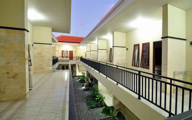 The Ayudya Glogor Carik