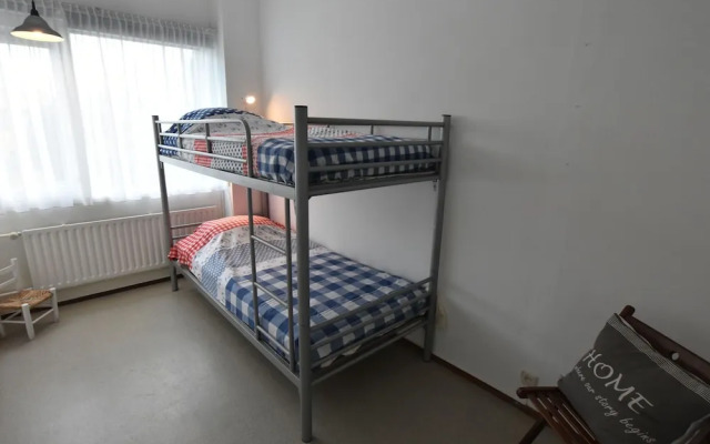 Modern Holiday Home in Nieuwvliet with Garden