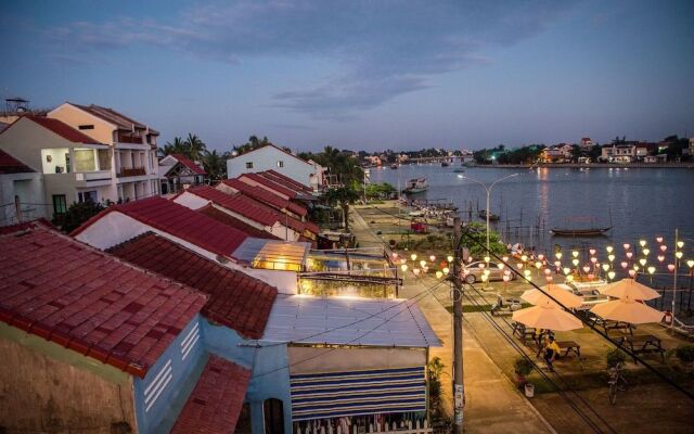 Minh An Riverside Villa