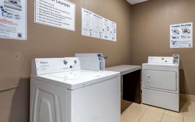 La Quinta Inn & Suites Cleveland