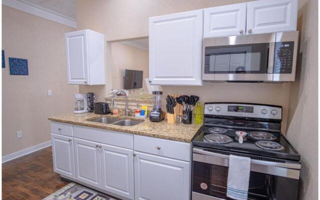 Fabulous Newly Renovated 1Br1Ba Near Downtown