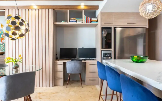 Elements 214 2 Bedroom Condo by RedAwning