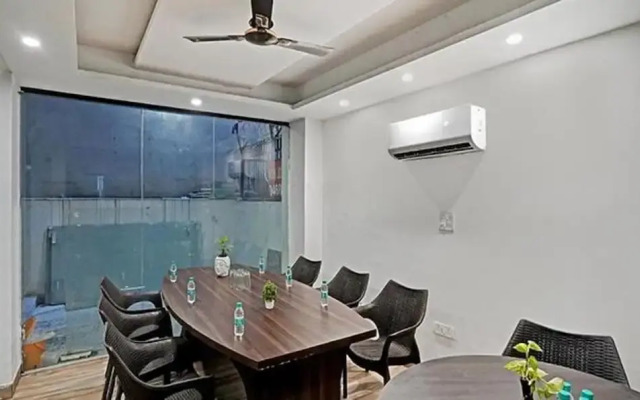 Fabhotel Bellmore Stay & Homes