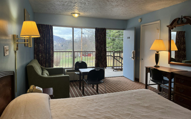 Capital O Fincastle Motor Inn  Tazewell