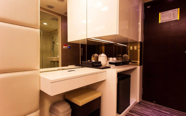 Harmonious Hotel