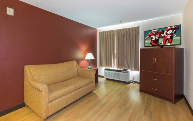 Red Roof Inn & Suites Dover Downtown