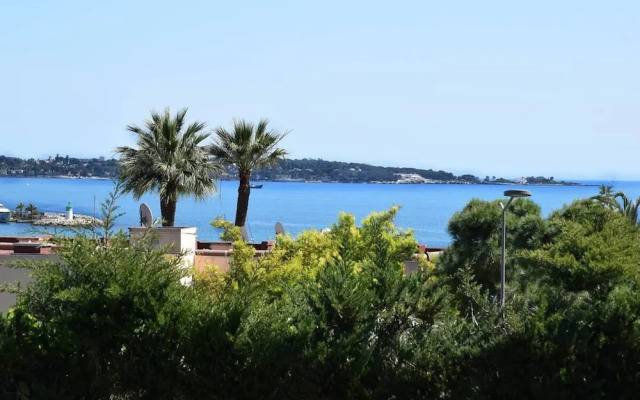 Sea View in Golfe-juan Near Cannes Beach
