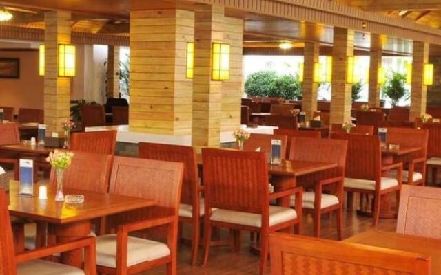 Xishuangbanna Harbour Side International Hotel