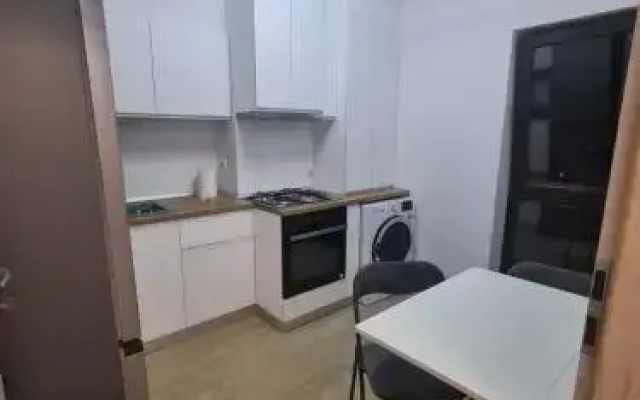 Moghioros Park Residence