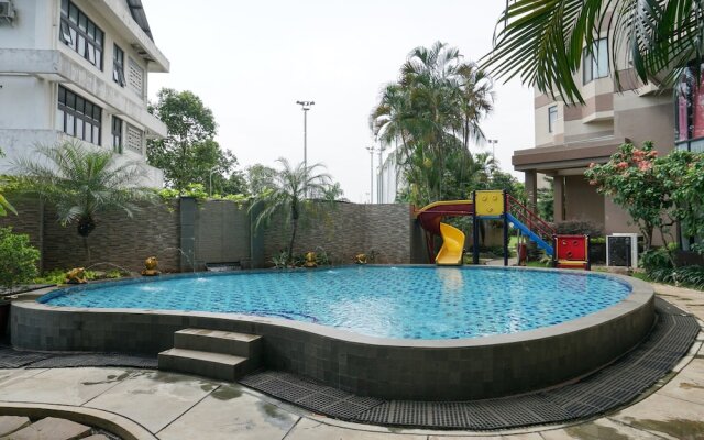 2BR with Pool View at Beverly Tower Apartment