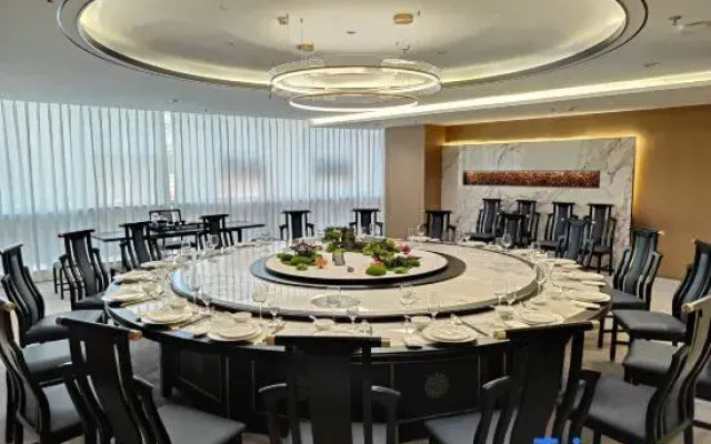 Yinghua Hotel